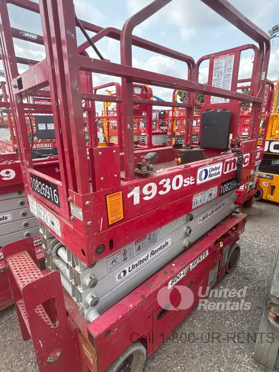 2018 MEC 1930SE Scissor Lift