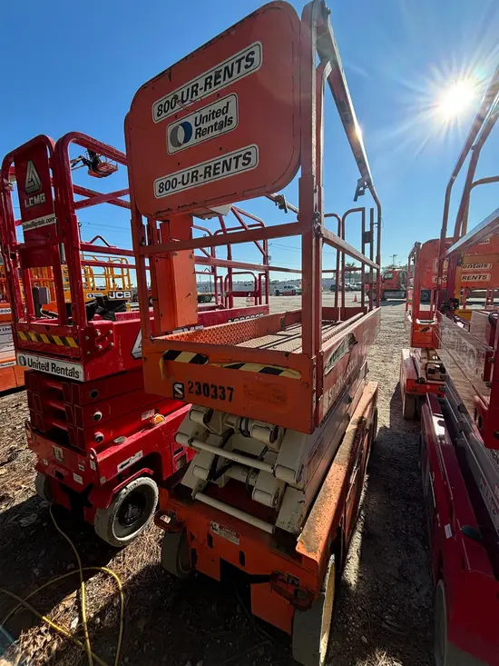 2019 Snorkel S3226E Scissor Lift