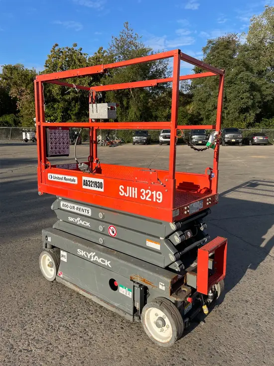 2017 Skyjack SJIII3219 Scissor Lift