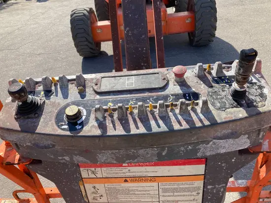 2016 JLG 600AJ Articulating Boom Lift