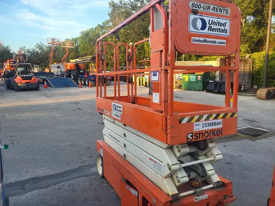 2019 Snorkel S3226E Scissor Lift