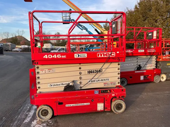 2017 MEC 4046SE Scissor Lift