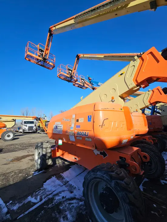 2017 JLG 800AJ Articulating Boom Lift