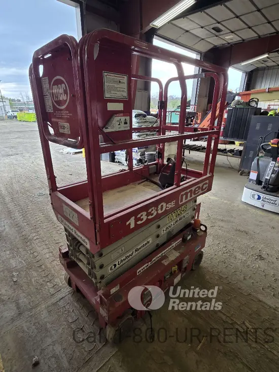 2017 MEC 1330SE Scissor Lift