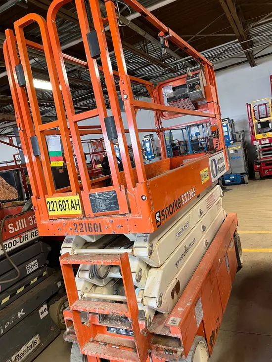 2019 Snorkel S3226E Scissor Lift