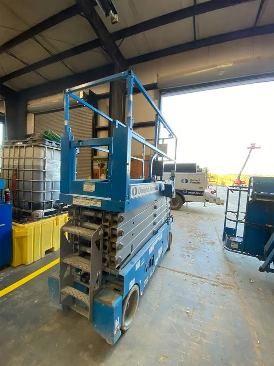 2017 Genie GS-3232 Scissor Lift