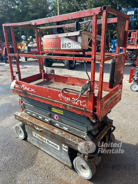 2018 Skyjack SJIII3219 Scissor Lift