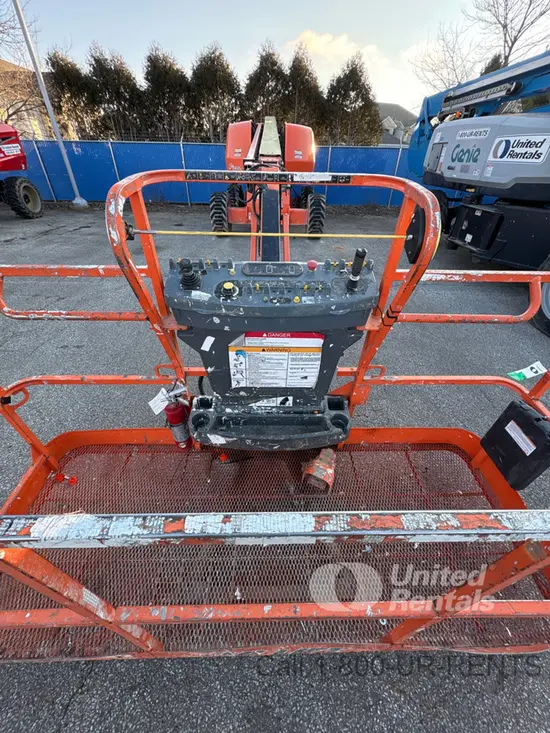 2019 JLG 660SJ Boom Lift