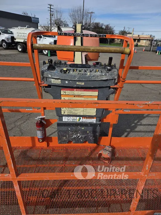 2018 JLG 400S Boom Lift