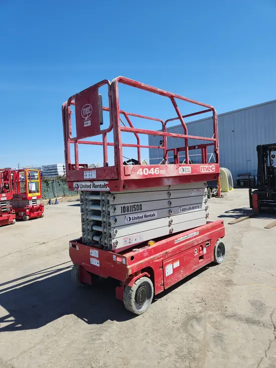 2018 MEC 4046SE Scissor Lift