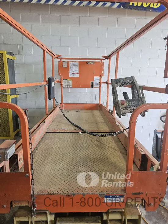 2017 JLG 3246ES Scissor Lift