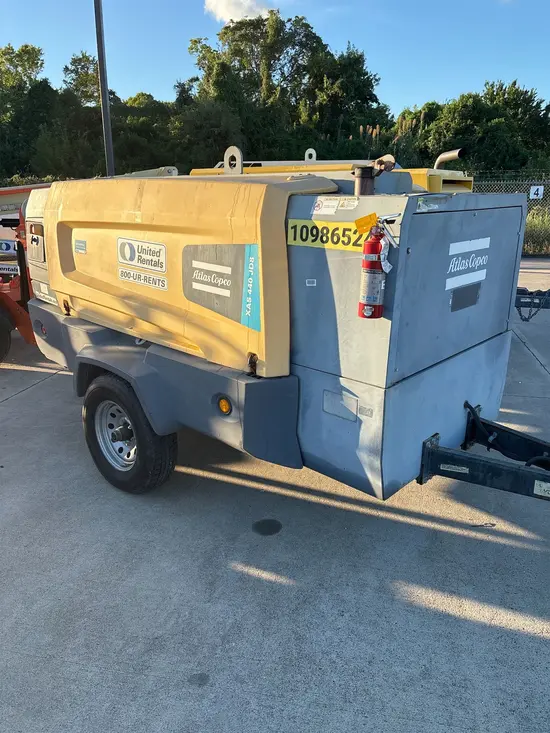 2019 Atlas Copco XAS440JD T4F Air Compressor