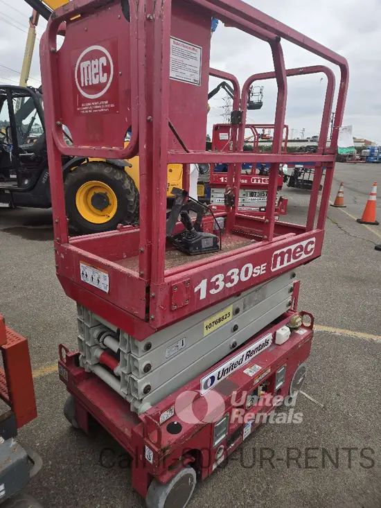 2018 MEC 1330SE Scissor Lift