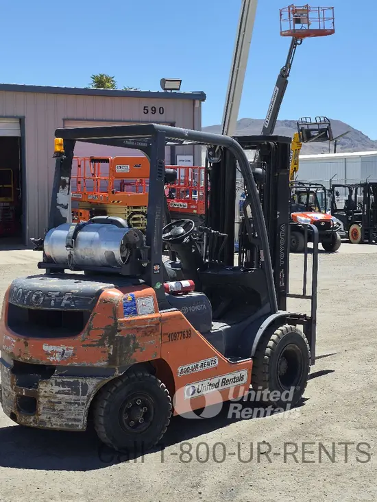 2019 Toyota 8FGU25 Warehouse Forklift