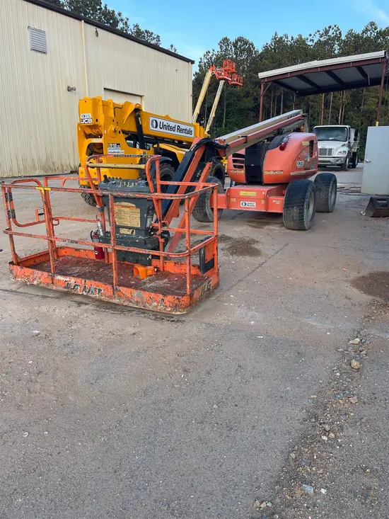 2017 JLG 600AJ Articulating Boom Lift