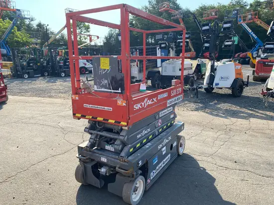 2017 Skyjack SJIII3219 Scissor Lift