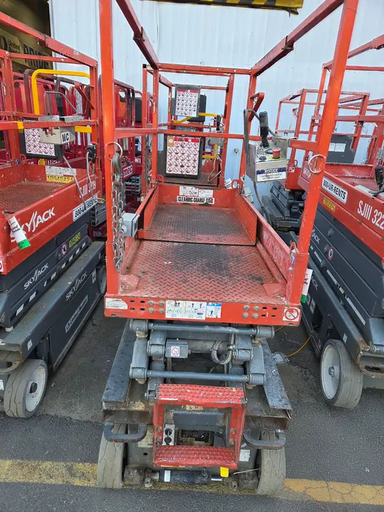 2017 Skyjack SJIII3219 Scissor Lift