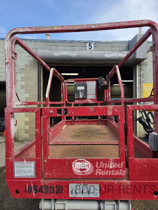 2017 MEC 4046SE Scissor Lift