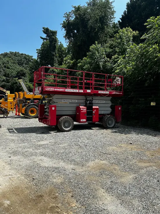 2018 MEC 6092RT Rough Terrain Scissor Lift