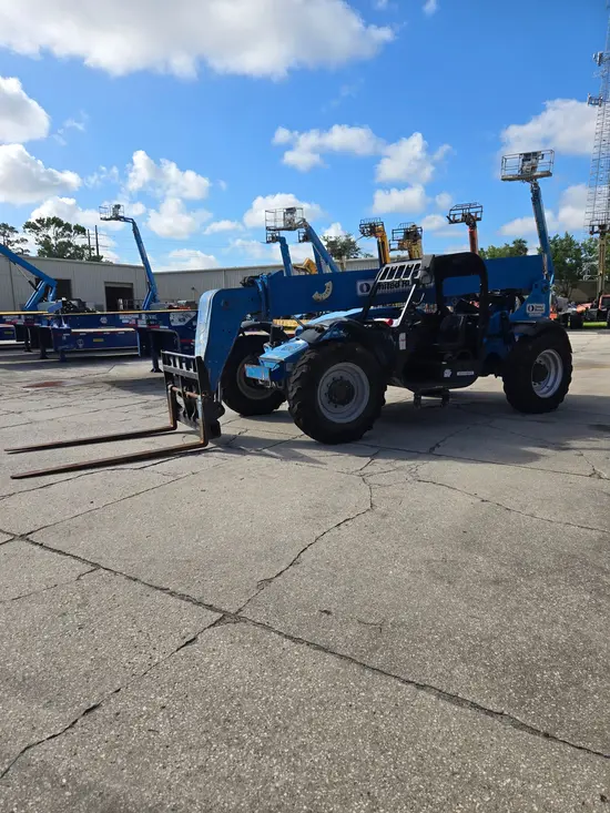 2017 Genie GTH-844 Forklift