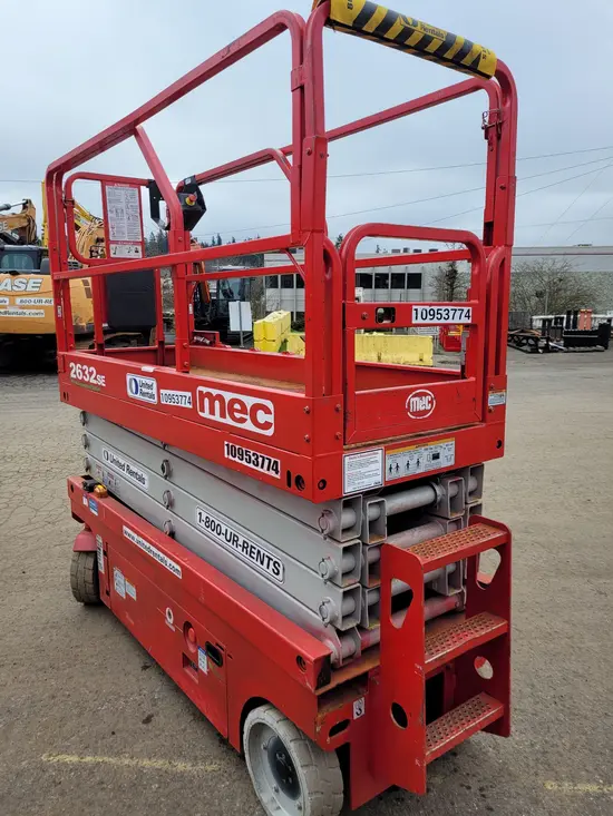 2019 MEC 2632SE Scissor Lift