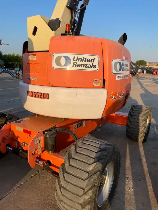 2015 JLG 450AJ Articulating Boom Lift