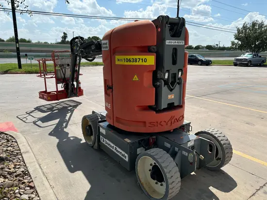 2017 Skyjack SJ30ARJE Articulating Boom Lift