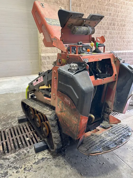 2018 Ditch Witch SK800 Track Loader