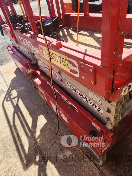 2019 MEC 1330SE Scissor Lift