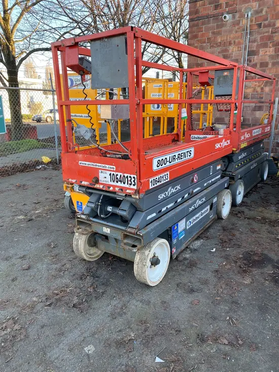 2017 Skyjack SJIII3220 Scissor Lift