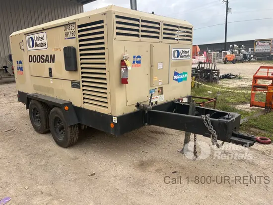 2020 Doosan XP825/HP750WCU Air Compressor
