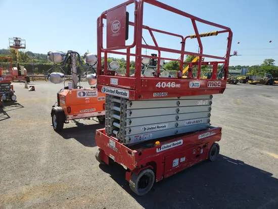 2017 MEC 4046SE Scissor Lift