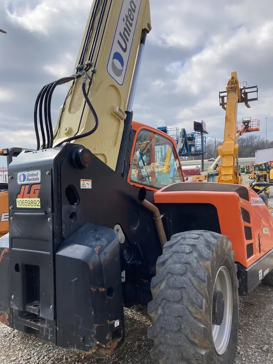 2017 JLG 1644 Forklift