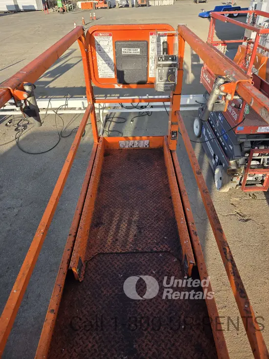 2019 Snorkel S3226E Scissor Lift