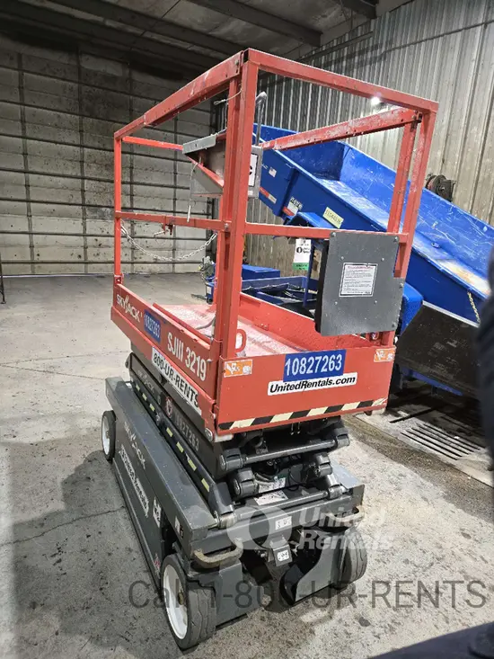 2018 Skyjack SJIII3219 Scissor Lift
