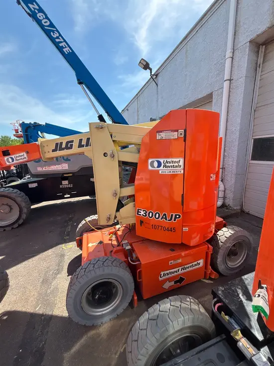 2018 JLG E300AJP Articulating Boom Lift
