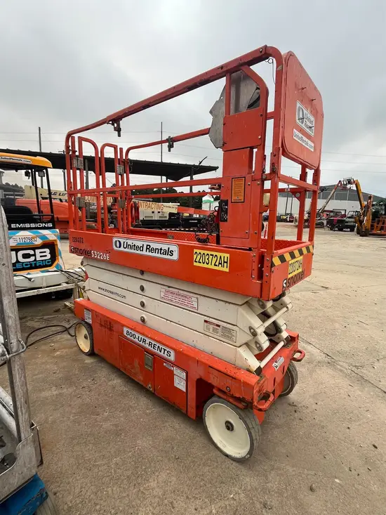 2019 Snorkel S3226E Scissor Lift