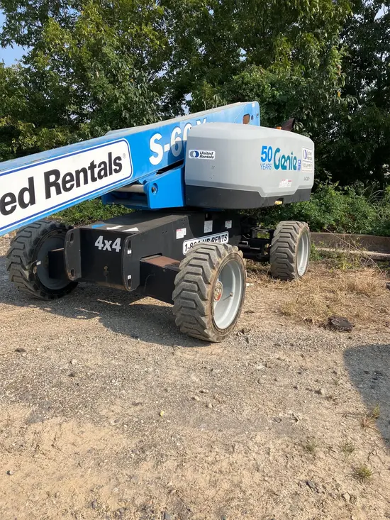 2016 Genie S-60X Boom Lift