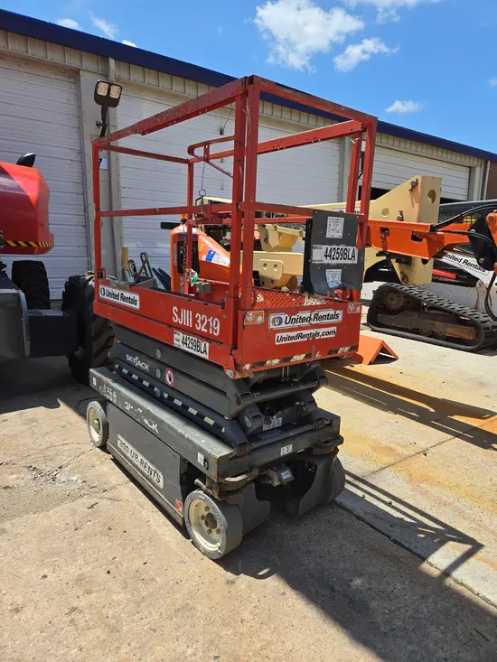 2017 Skyjack SJIII3219 Scissor Lift