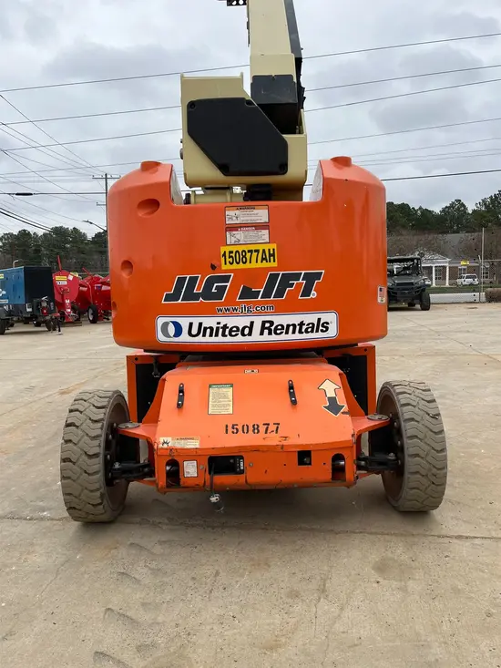 2015 JLG E400AJPN Articulating Boom Lift