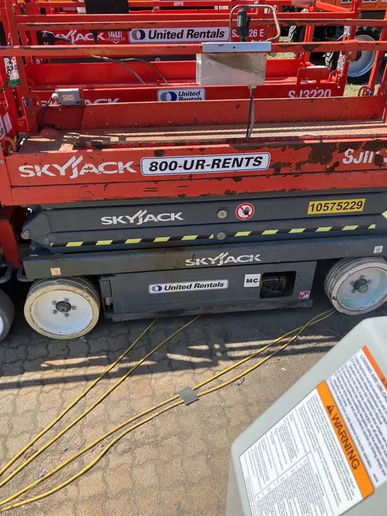 2017 Skyjack SJIII3220 Scissor Lift