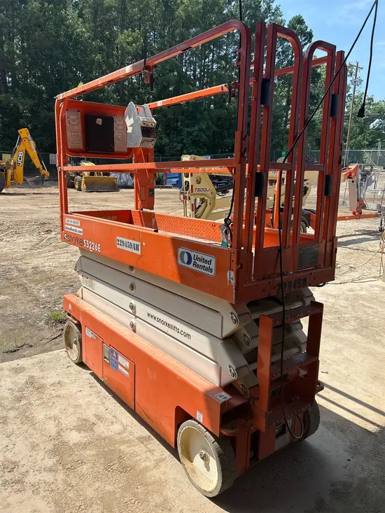 2019 Snorkel S3226E Scissor Lift
