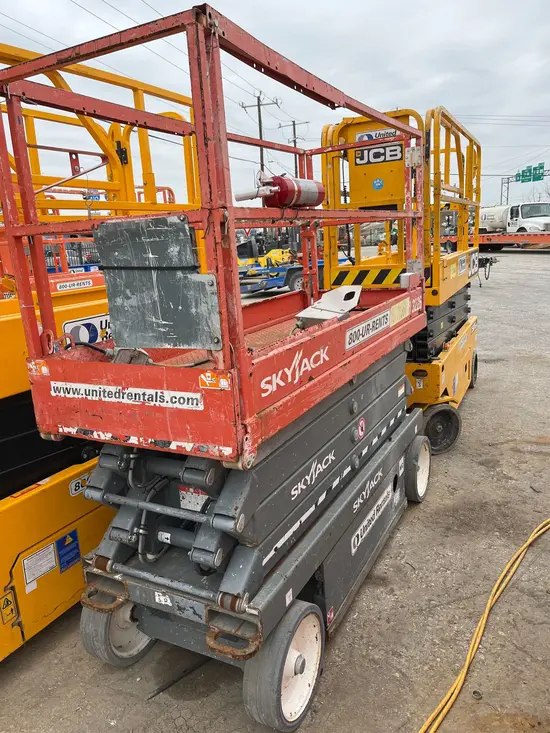 2018 Skyjack SJIII3226 Scissor Lift