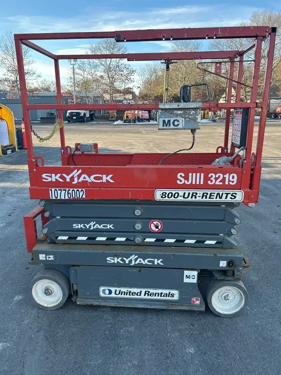 2018 Skyjack SJIII3219 Scissor Lift