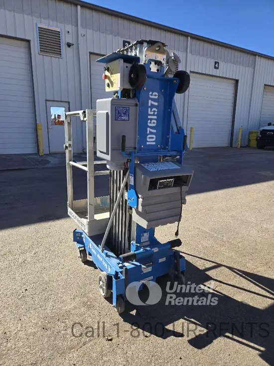 2018 Genie AWP-30SDC Pusharound Lift