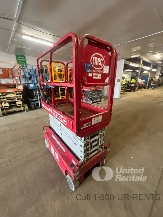 2018 MEC MICRO 19 Scissor Lift