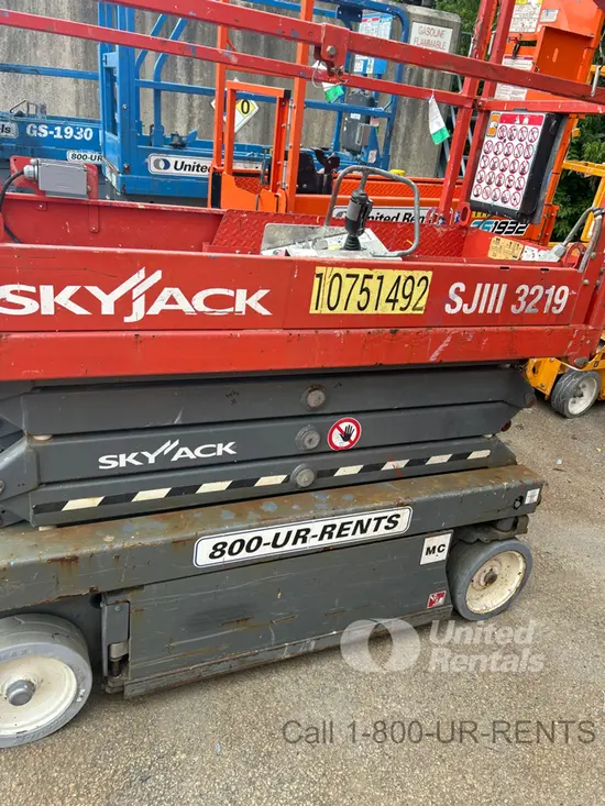 2018 Skyjack SJIII3219 Scissor Lift