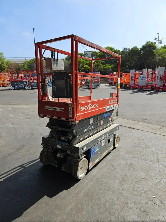 2018 Skyjack SJIII3219 Scissor Lift