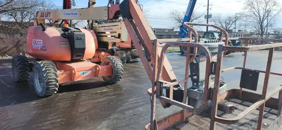 2012 JLG 600AJ Articulating Boom Lift