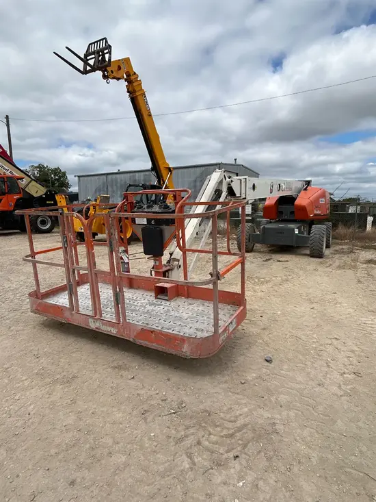 2018 Snorkel 660SJ Boom Lift